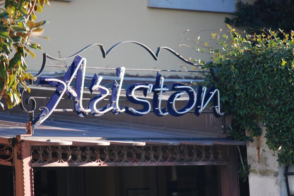 Hotel Ariston ピサ エクステリア 写真